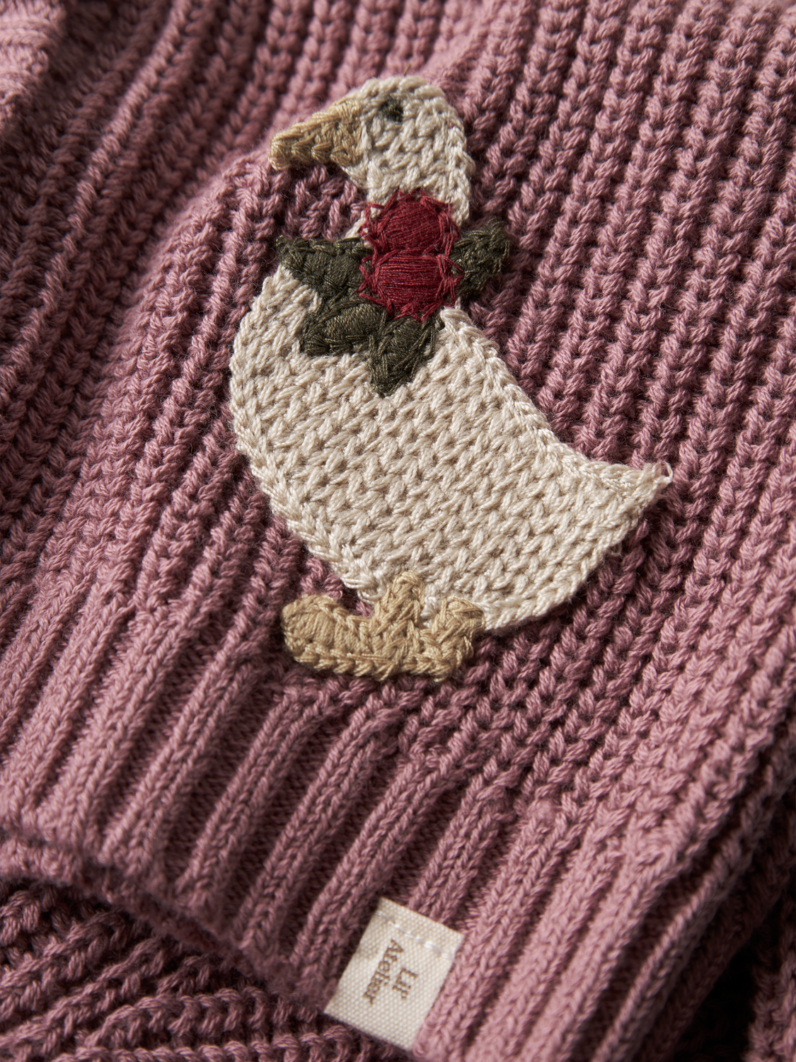 model_shot-front_full